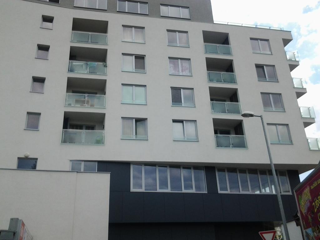 Apartman Halex Centrum City Aupark Piest'any Luaran gambar