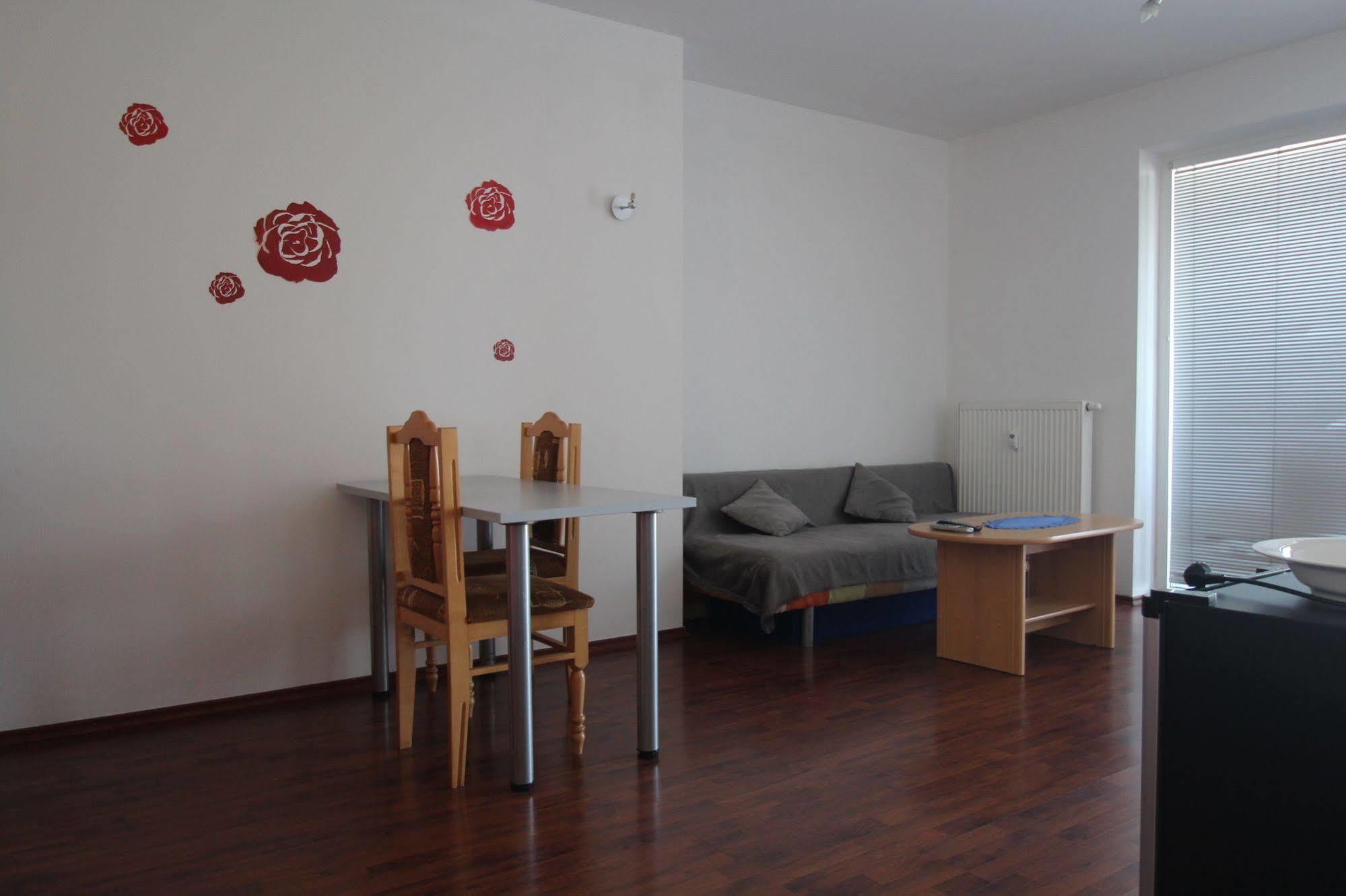 Apartman Halex Centrum City Aupark Piest'any Luaran gambar